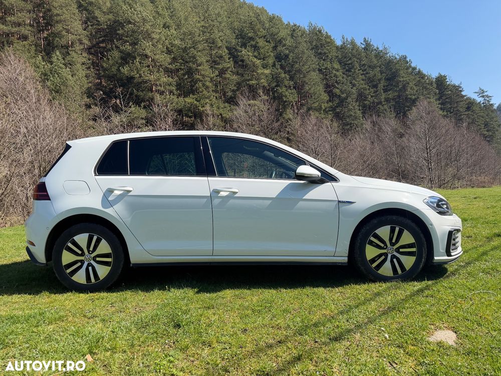 Volkswagen Golf 1.4 GTE Plug-In-Hybrid DSG - 2