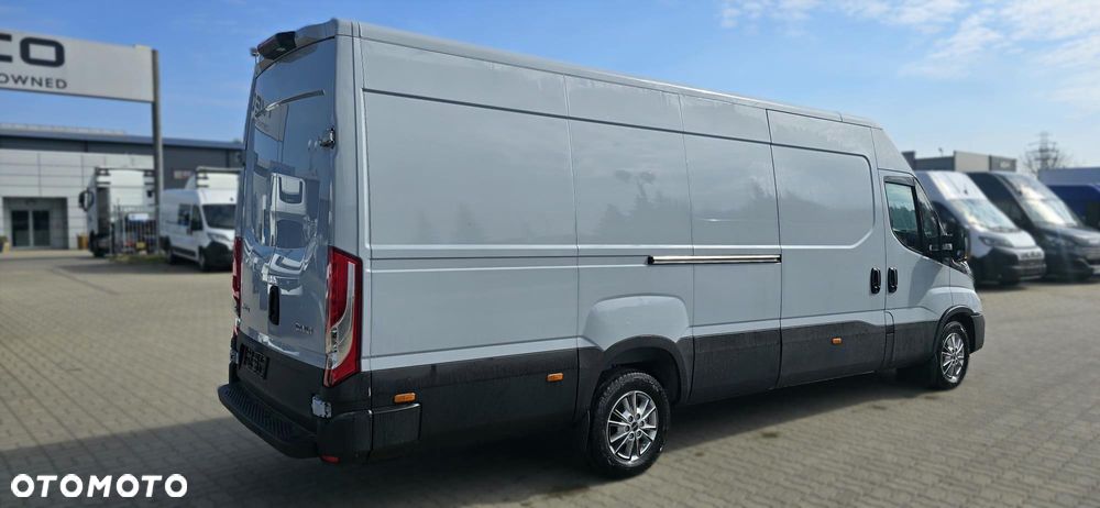 Iveco 35S18A8V 16M3 AUTOMAT - 12