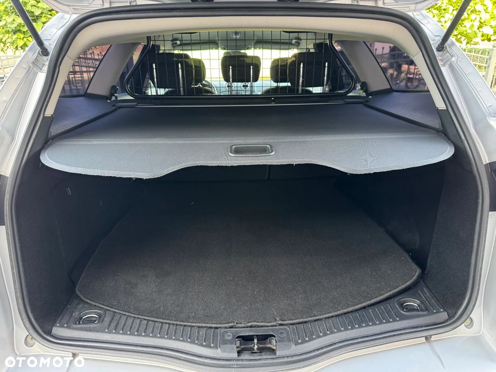 Ford Mondeo 2.0 TDCi Business Edition - 32