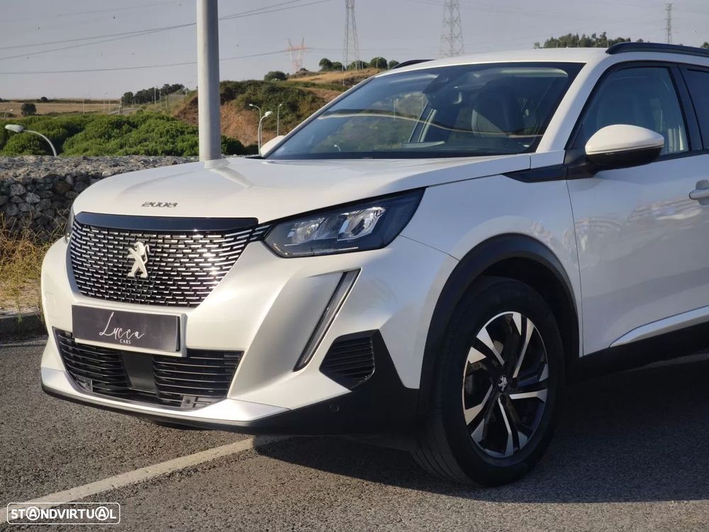 Peugeot 2008 PureTech 130 EAT8 Allure - 28