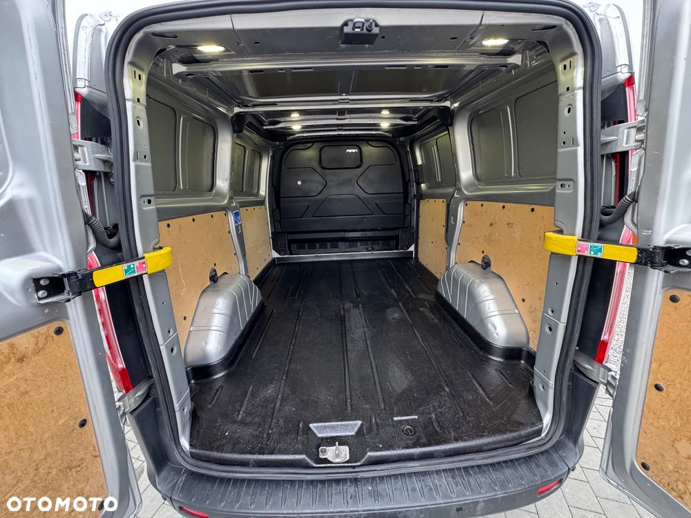 Ford Transit Custom - 25