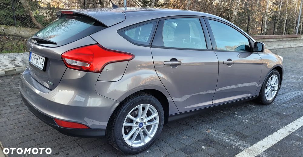 Ford Focus - 7