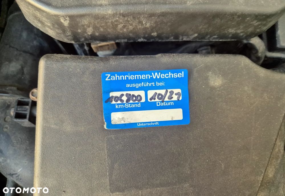 Ford Kuga 2.0 TDCi 2x4 Titanium - 25