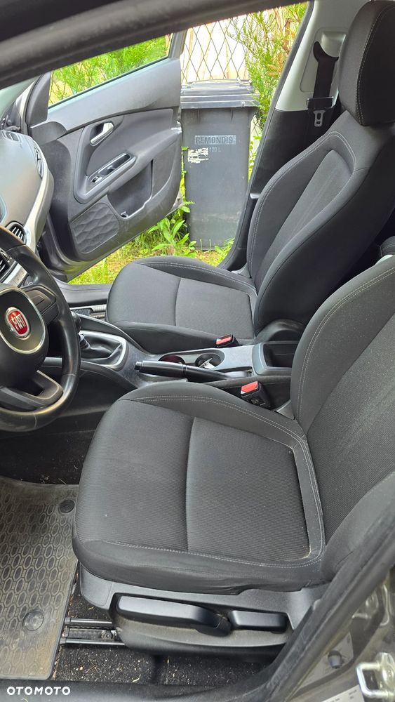 Fiat Tipo 1.4 16v Easy - 10
