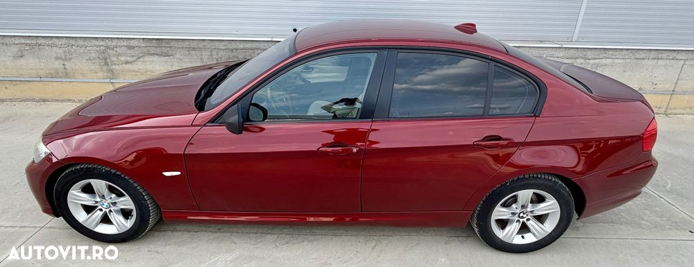 BMW Seria 3 320d DPF Blue Performance Edition Sport - 14