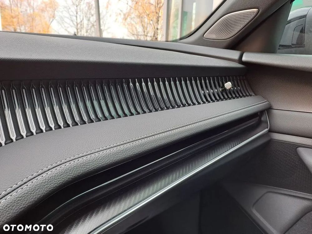 Skoda Superb 2.0 TDI SCR 4x4 Sportline DSG - 29