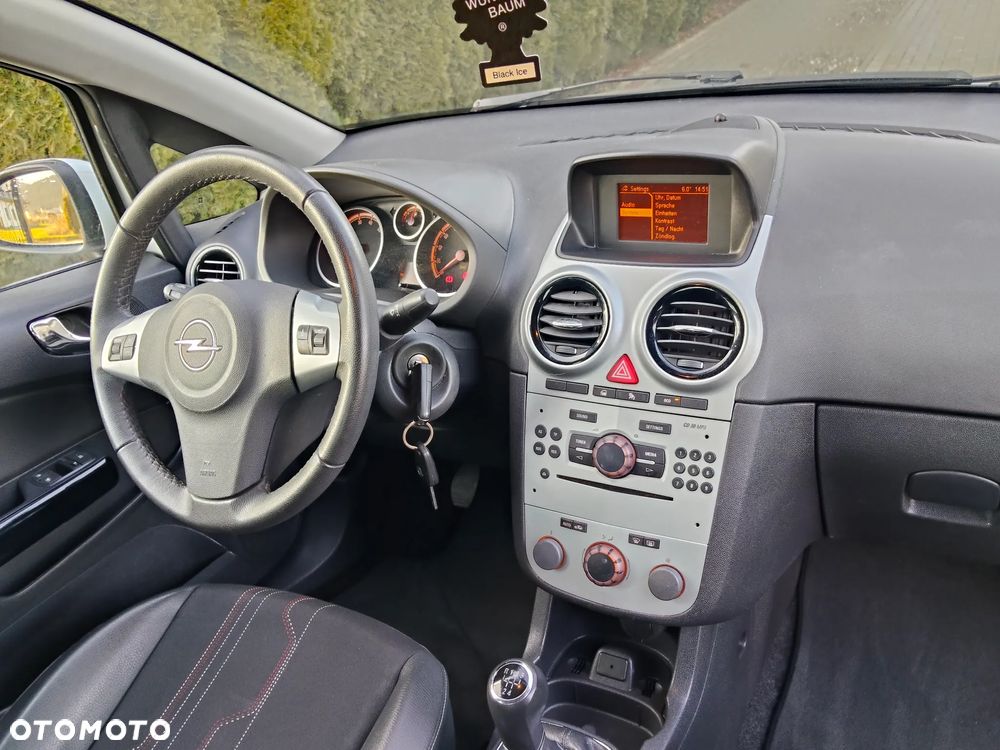 Opel Corsa 1.2 16V Enjoy - 25