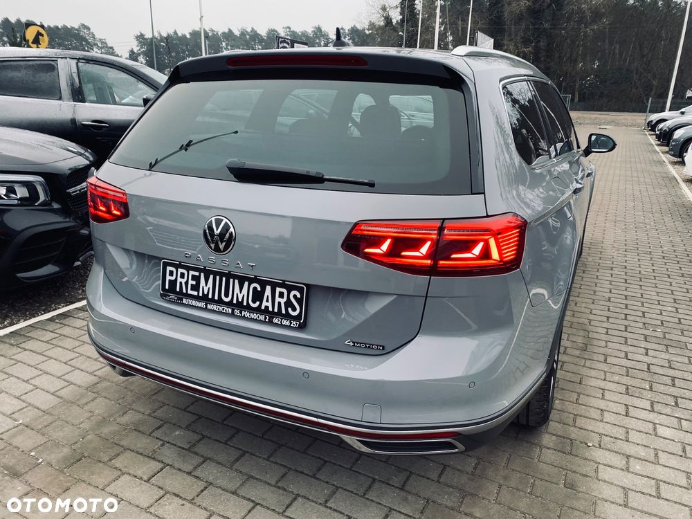 Volkswagen Passat Alltrack 2.0 TDI SCR DSG 4Motion - 17