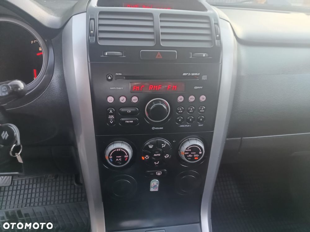 Suzuki Grand Vitara 1.6 Comfort - 11