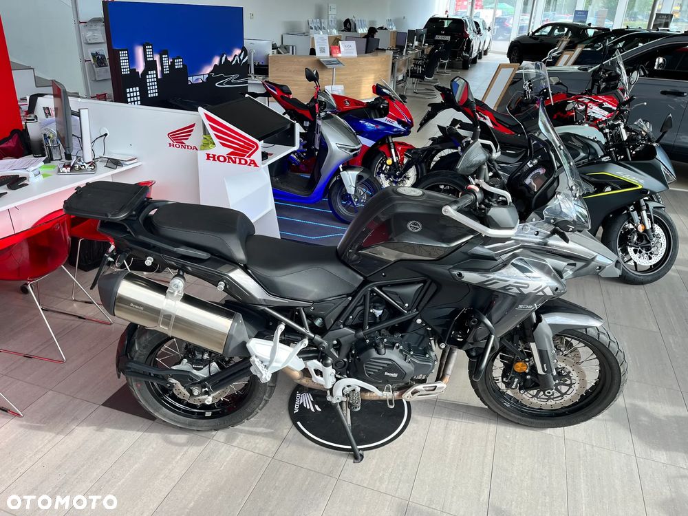 Benelli TRK 502X - 13
