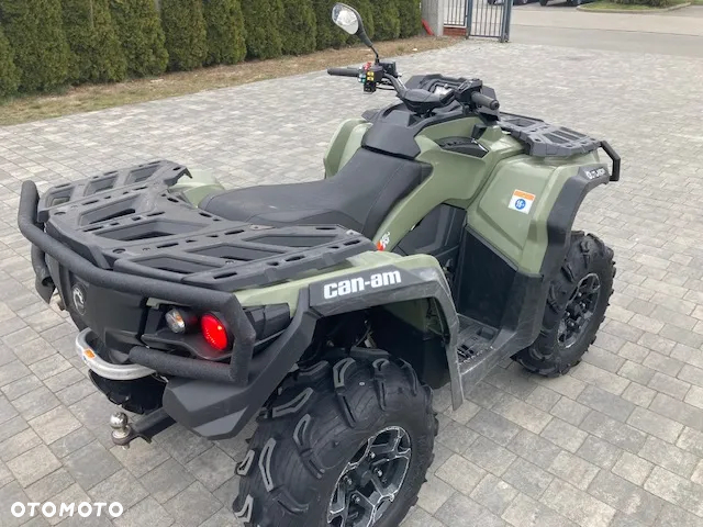 Can-Am Outlander