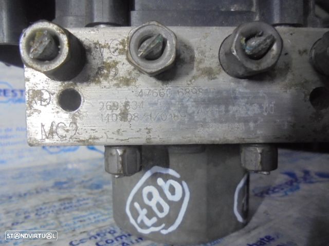 Abs A4539004600 476606898R RENAULT TWINGO 3 FASE 1 2014 1.0I 71CV 5P AZUL BEBE - 5