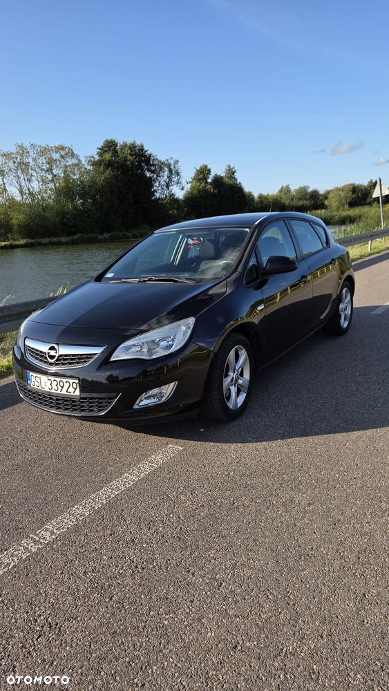 Opel Astra - 1