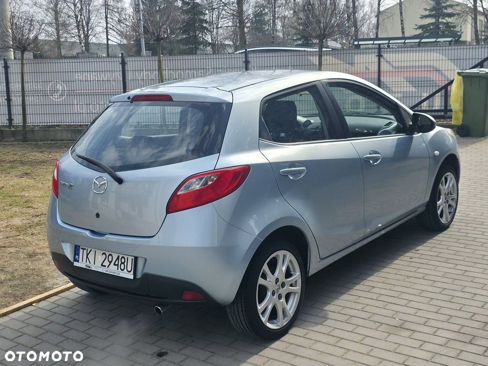 Mazda 2 - 3