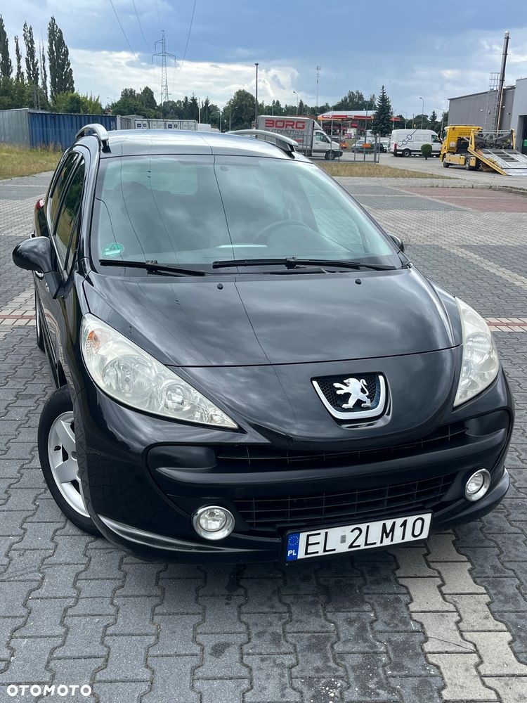 Peugeot 207 1.4 16V Trendy - 3