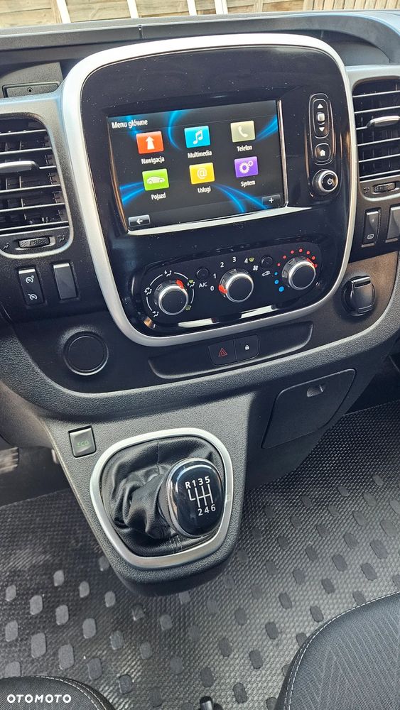 Renault TRAFIC - 11