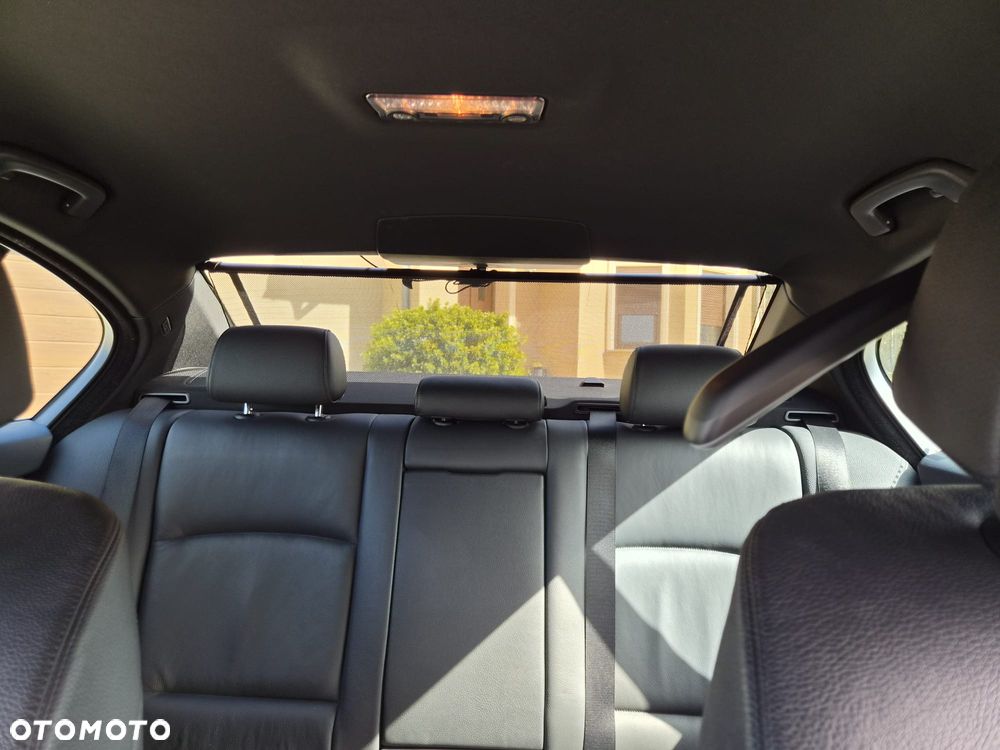BMW Seria 5 - 28