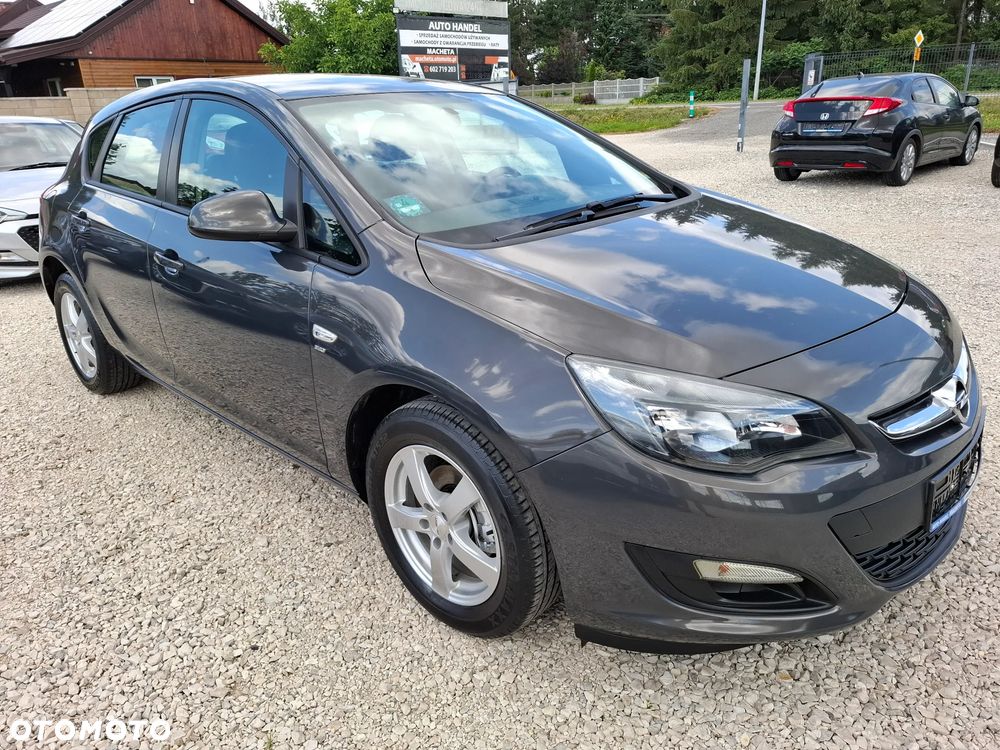 Opel Astra 1.6 Innovation 110 Jahre - 20