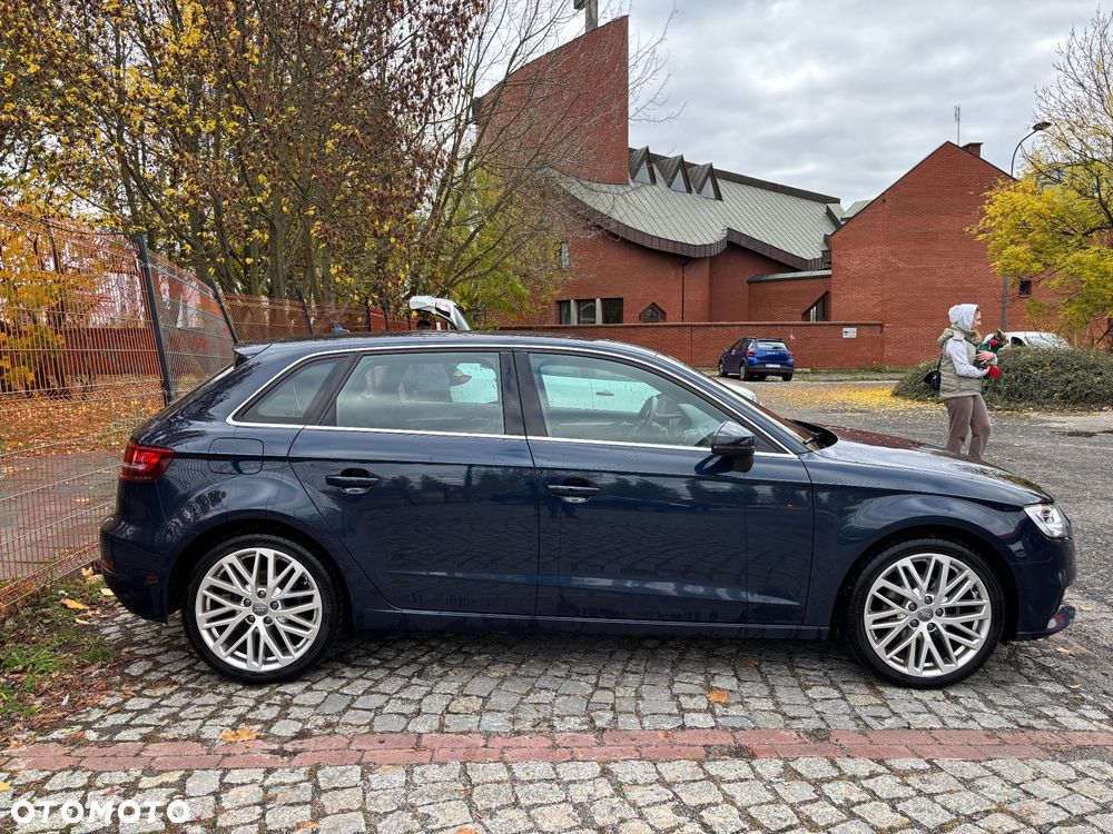 Audi A3 Sportback - 7