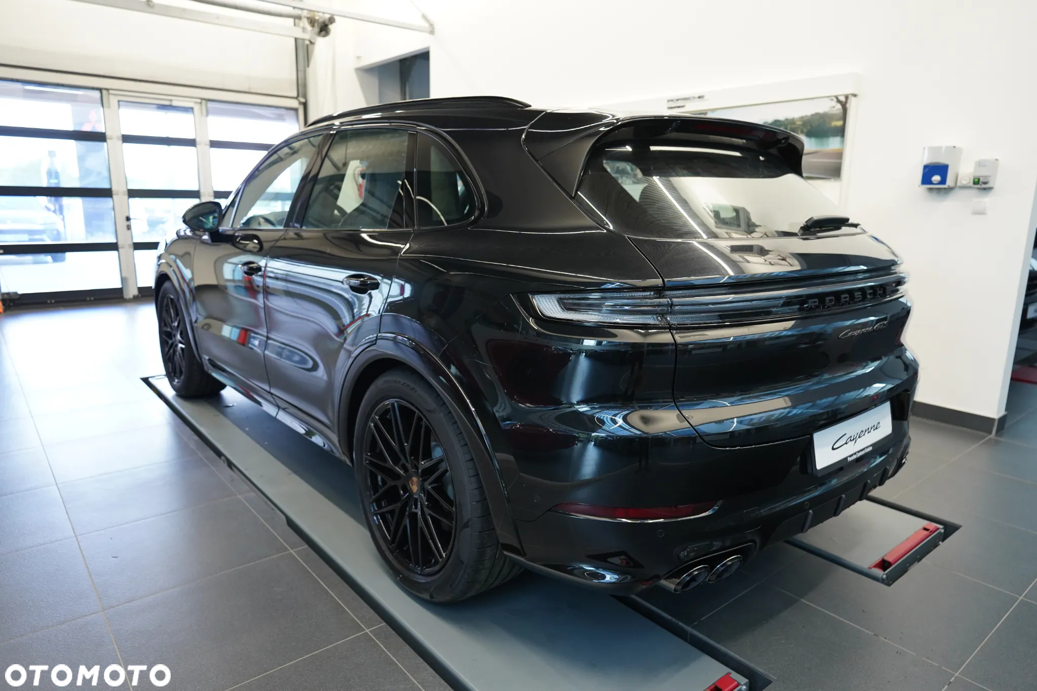 Porsche Cayenne GTS - 2