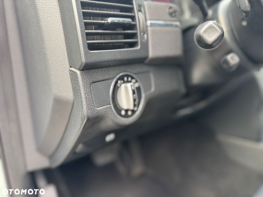 Mercedes-Benz GLK 350 4Matic 7G-TRONIC SPORT EDITION - 12