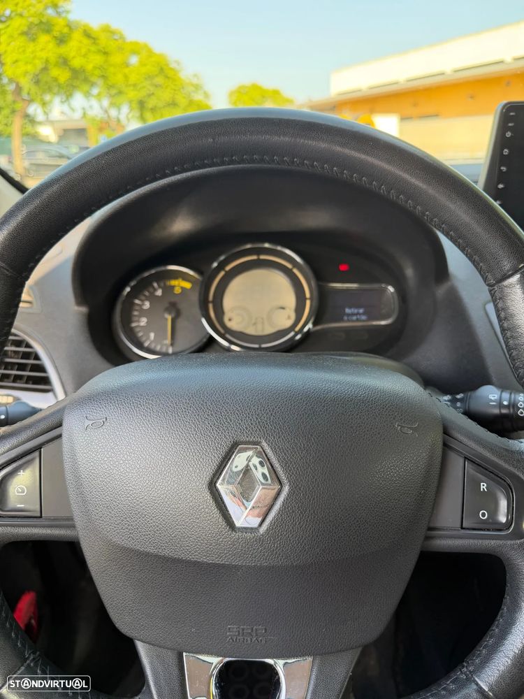 Renault Mégane 1.5 dCi Dynamique SS - 20