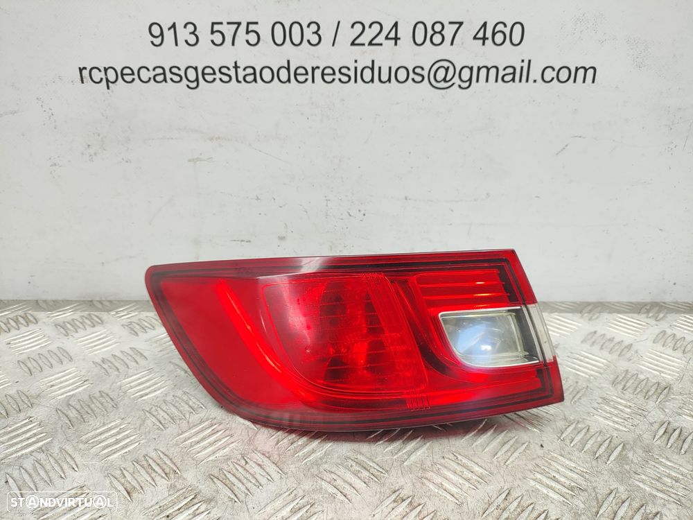 Farolim traseiro trás esquerdo original Renault Clio IV Carro Fase 1 de 2012 a 2016 - 2