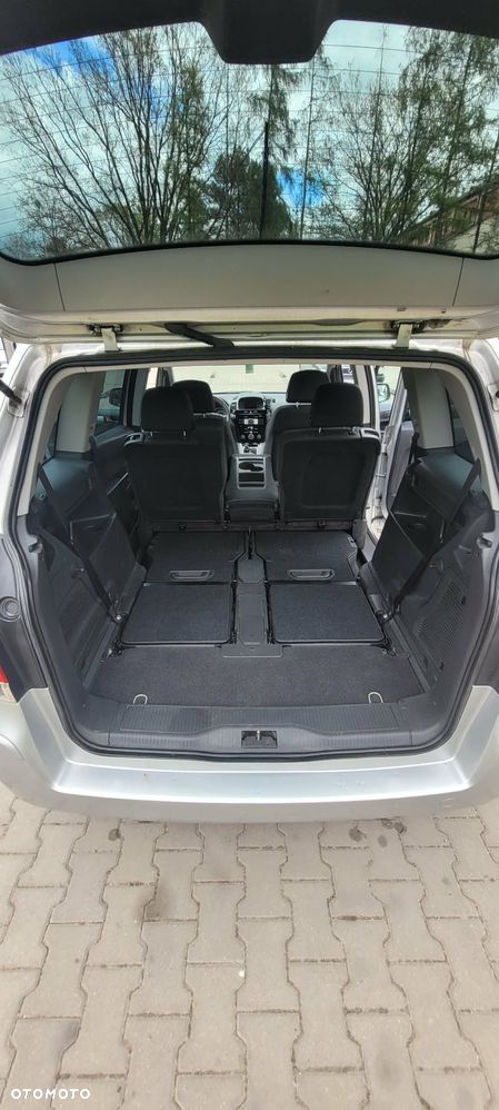 Opel Zafira 1.8 Essentia EU5 - 16