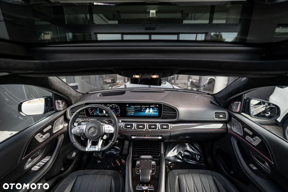 Mercedes-Benz GLS - 27