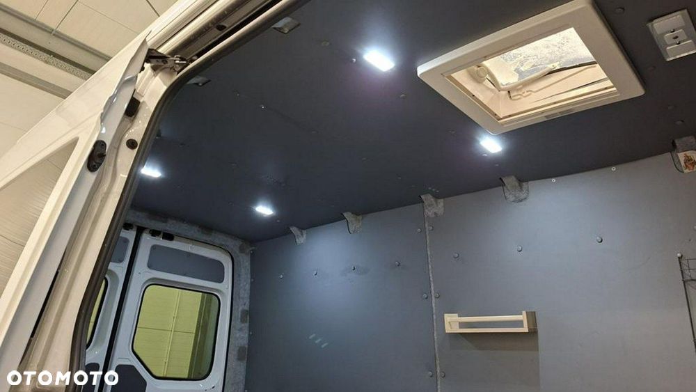 Volkswagen Crafter - 18