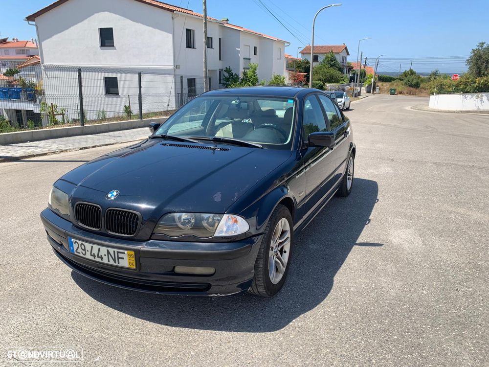 BMW 318 - 12