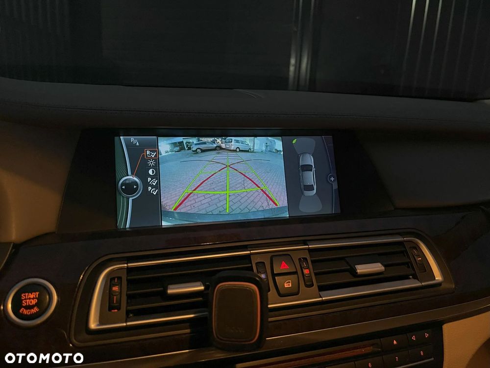 BMW Seria 7 ActiveHybrid L - 24