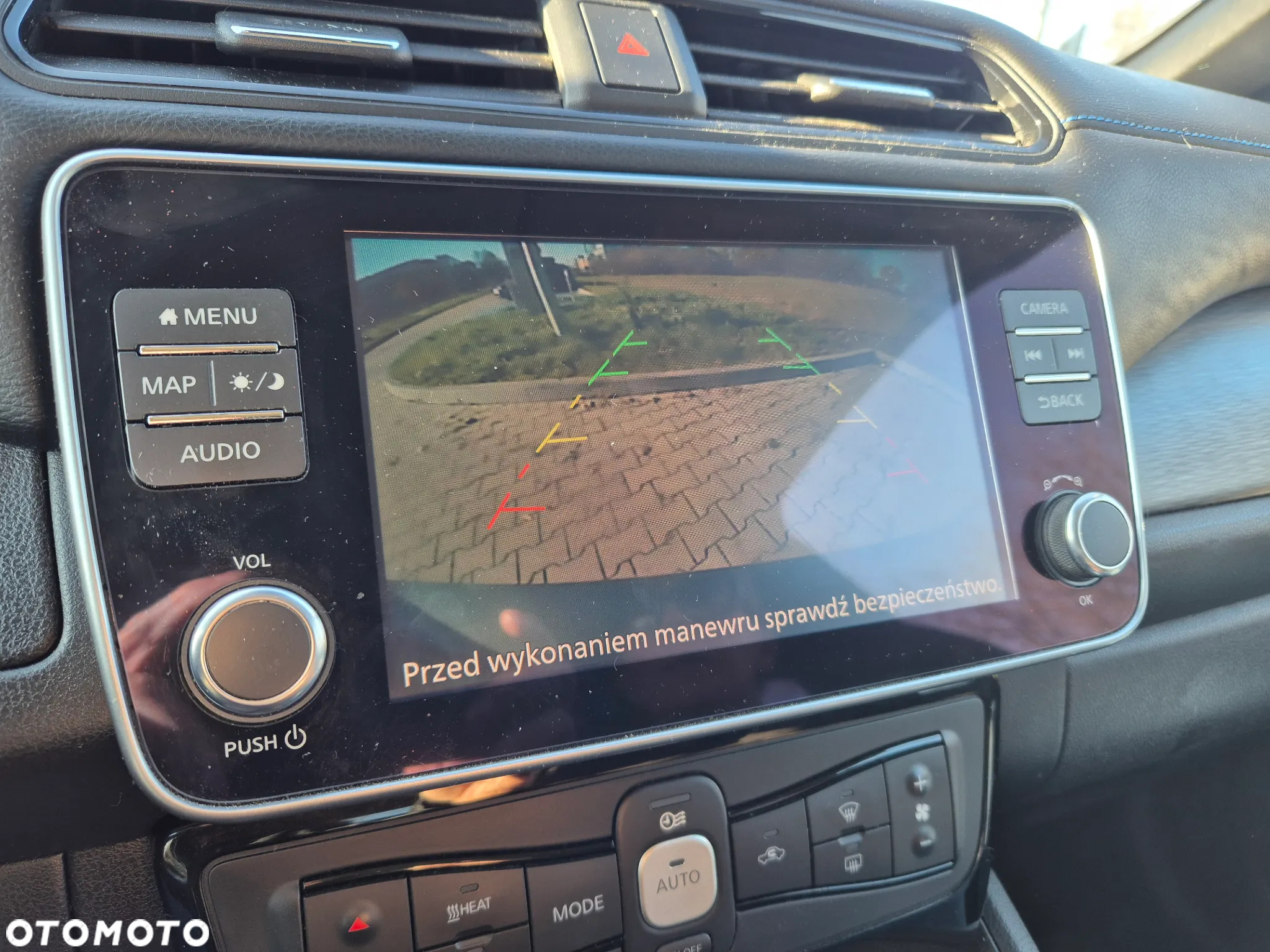 Nissan Leaf 40kWh Acenta - 18