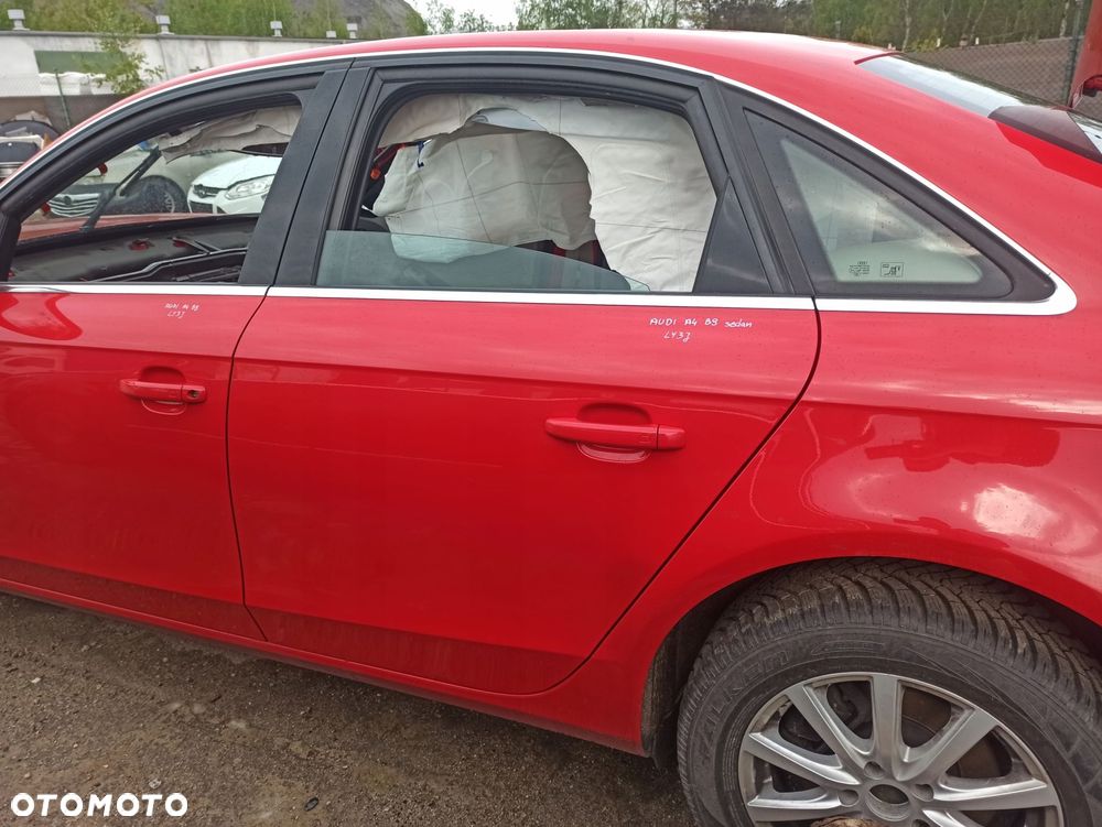 Drzwi lewy tył kompletne AUDI A4 B8 SEDAN LY3J - 1