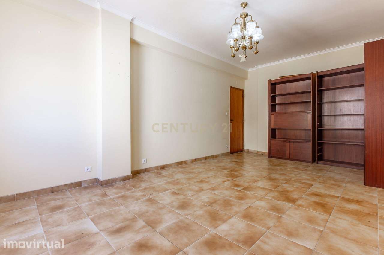 Apartamento T4 - Venda Nova - Grande imagem: 4/29