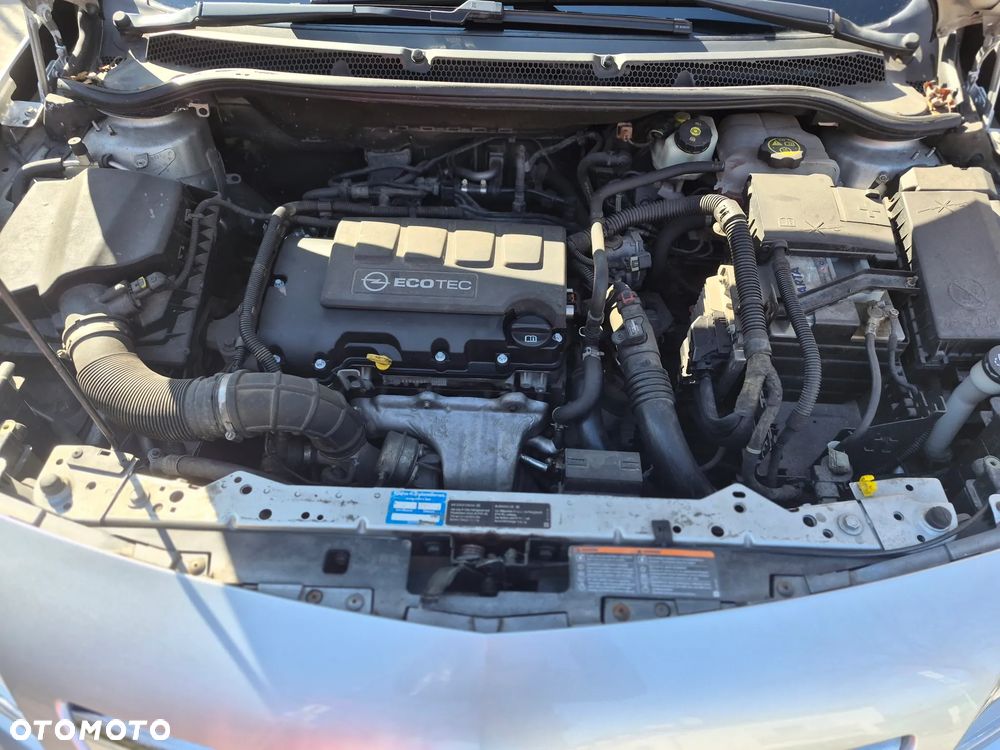 Opel Astra 1.4 Turbo - 3