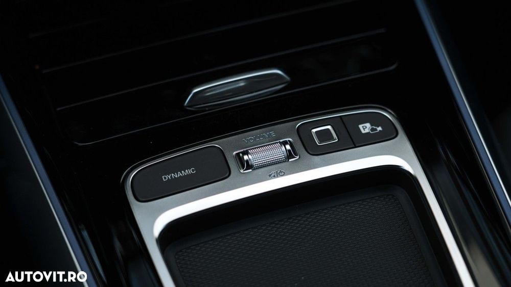 Mercedes-Benz EQA 250+ - 17