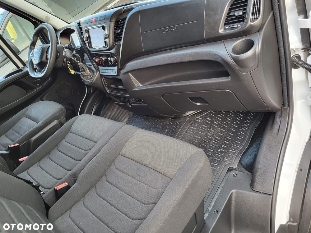 Iveco DAILY 35 S 16 MAXI-HAK 3500 KG-KLIMA-6 SZTUK - ŁADNY - 12