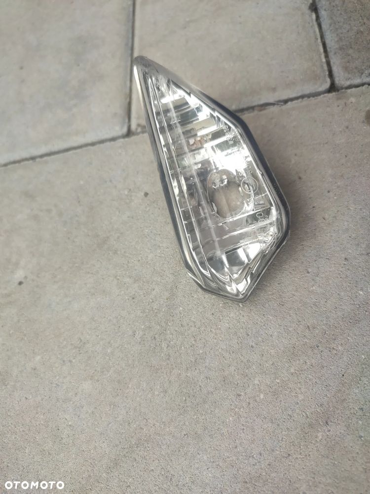 Klosz kierunkowskazu prawy tył Kawasaki Z650 - 5