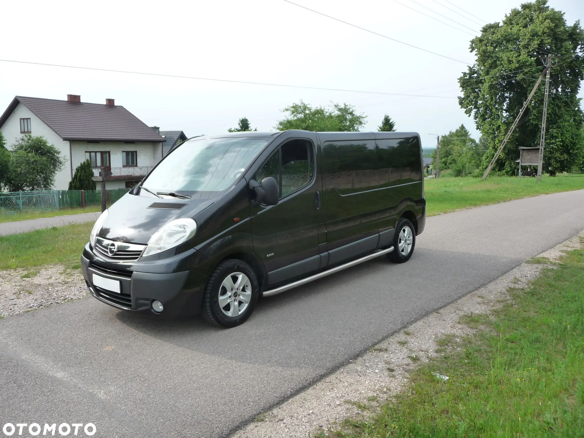 Opel Vivaro - 1