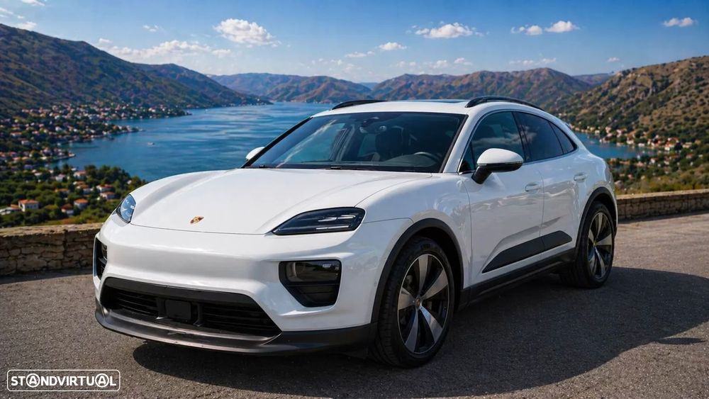 Porsche Macan Electric - 3
