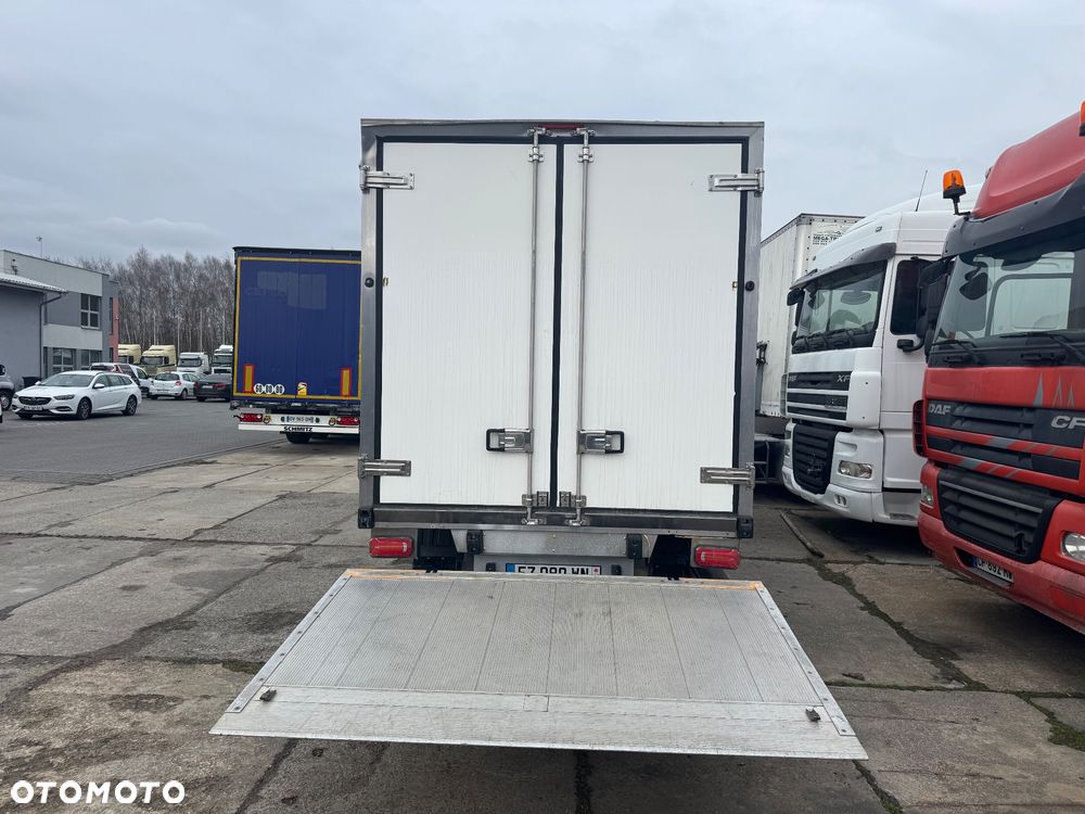 Mercedes-Benz Sprinter 516 CDI rama do zabudowy z windą i agregatem - 22