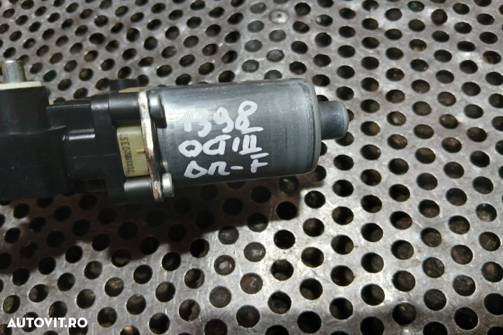 Motoras macara geam fata dreapta 0130822716 5Q0959802B 0130822716 5Q0 - 3