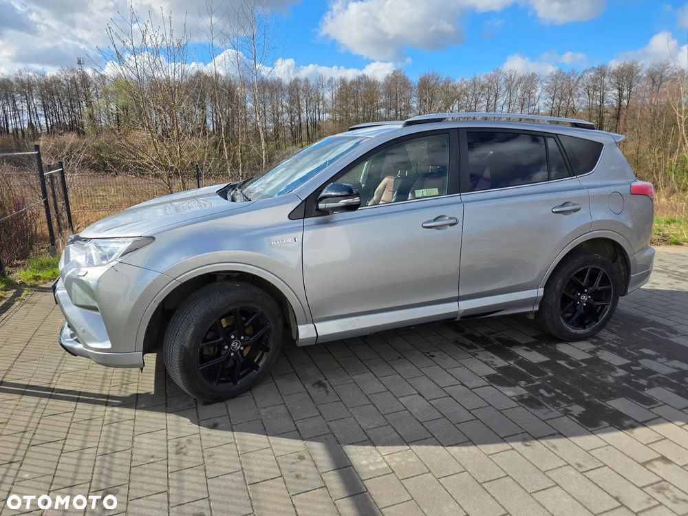 Toyota RAV4 - 9