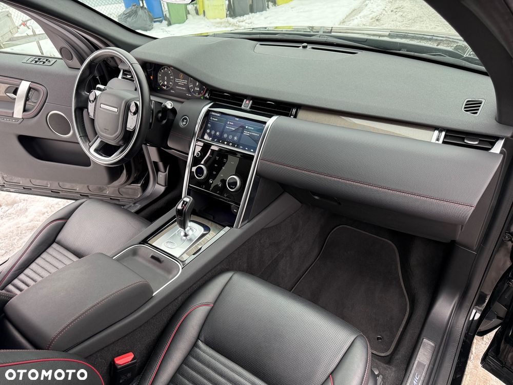 Land Rover Discovery Sport P200 R-Dynamic HSE - 29