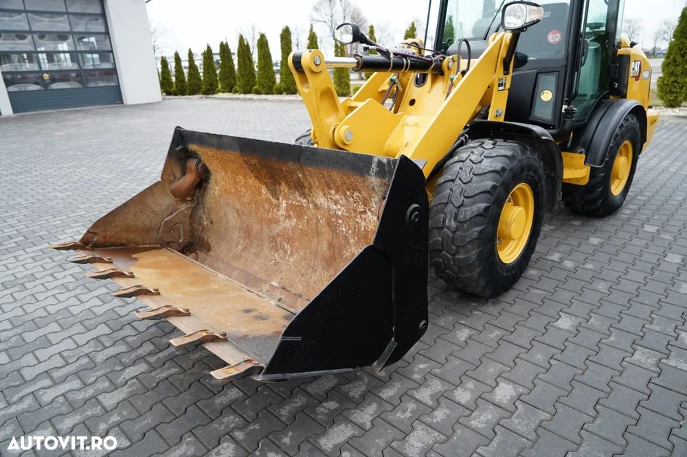 Cat 906 M / ÎNCĂRCĂTOR FRONTAL / 2020 - 15