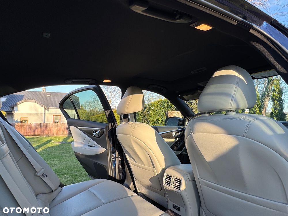 Infiniti Q50 - 11