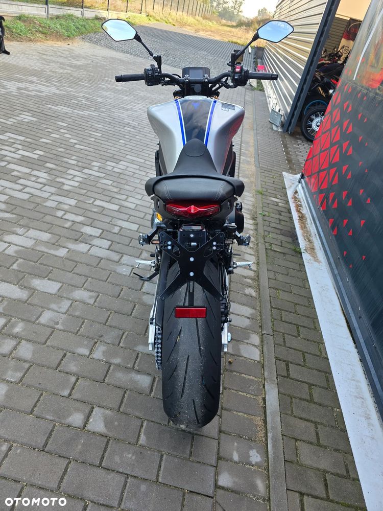 Yamaha MT - 18