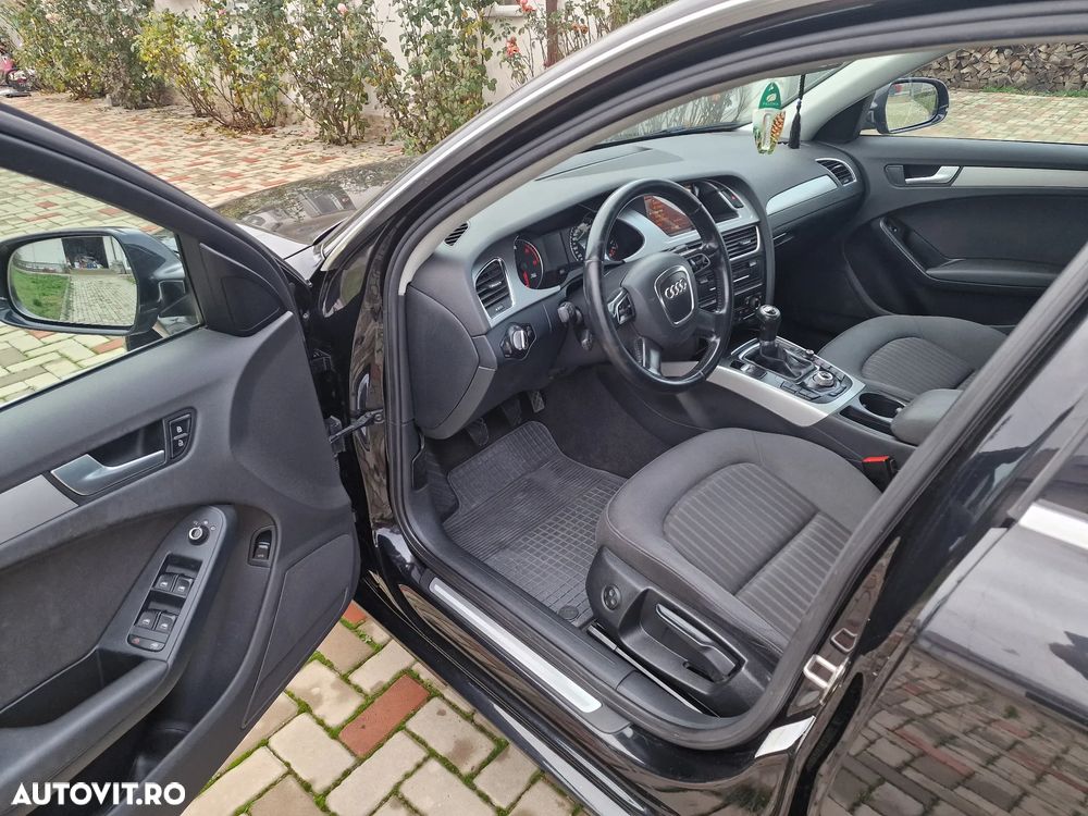 Audi A4 2.0 TDI DPF Attraction - 4