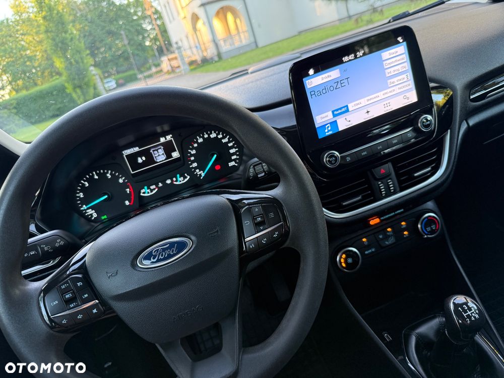 Ford Fiesta 1.1 Titanium - 8